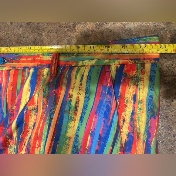 Hreski Men’s Shorts - Picture 10 of 11